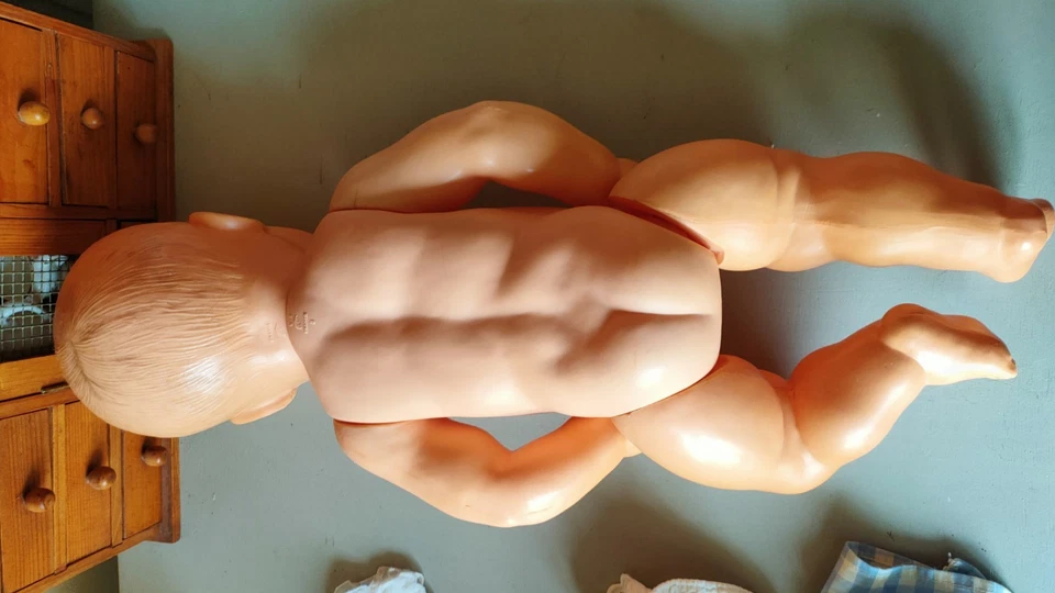 poupée Petit Colin de Petitcollin en celluloid, taille 55 cm - Photo 3/4