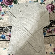 No Boundaries Gray Scoop Neck Long Sleeve T-Shirt Women Regular XXS (00)