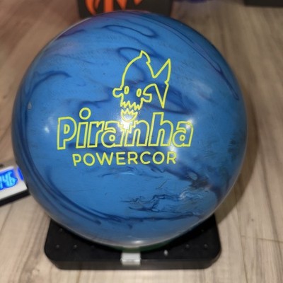 Columbia Piranha  PowerCor Solid Reactive Bowling Ball, Blu/Navy, 15LB (14.14)