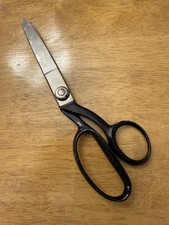 VINTAGE WISS Pinking Shears Scissors Newark NJ USA Pats 1959190 1965443 Sewing