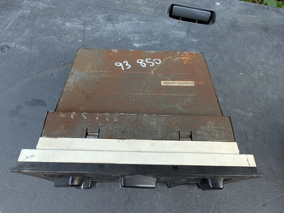 93 97 Volvo 850 Automatic Climate Control Panel 9134770 Heater Temperature - Изображение 2 из 2