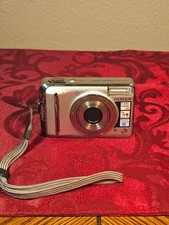 Fujifilm FinePix A Series A700 7.3MP Digital Camera - Silver Memory Card