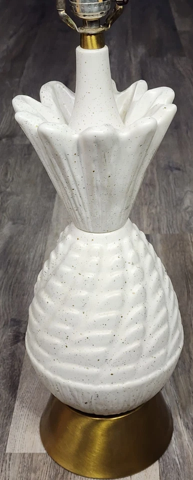 Lámpara de mesa de piña de colección Hollywood Regency tropical mancha dorada blanca moteada  Foto 3 de 4