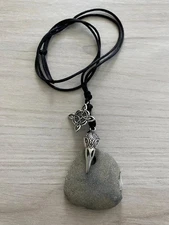 Raven Witch Knot Fossil Hag Stone Necklace Protection Amulet Pagan Talisman