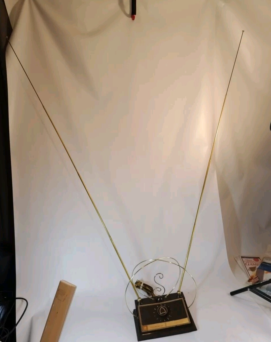 Picture 2 of 10