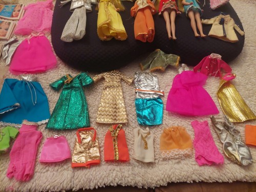 Vtg Topper Dawn and her Friends Doll Case 8 Dolls With Clothes & Accessories 70s - Picture 3 of 15