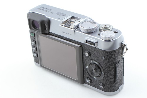 [MINT in Box] Fujifilm FinePix X Series X100 12.3MP Silver Digital Camera JAPAN - Picture 10 of 15