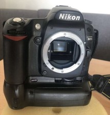 Nikon D80 Body +Hähnel Batteriegriff mit 2 Akkus