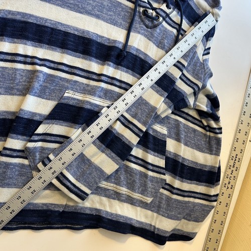 Suéter con capucha Sunday azul a rayas para mujer talla grande gran playa - Imagen 10 de 10