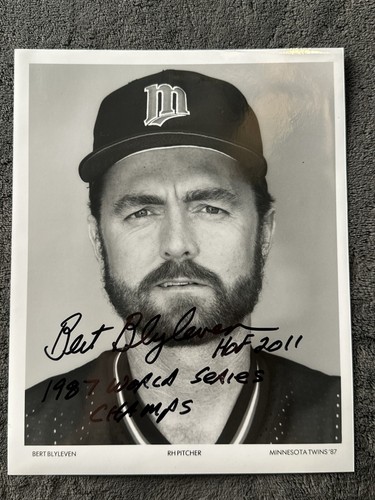 Bert Blyleven HOF 2011 Signed 8x10 Photo  Minnesota Twins