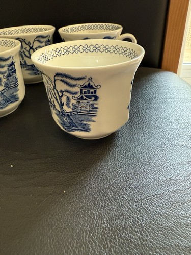 J & G Meakin Willow Tea Cups X 4 - Picture 5 of 10