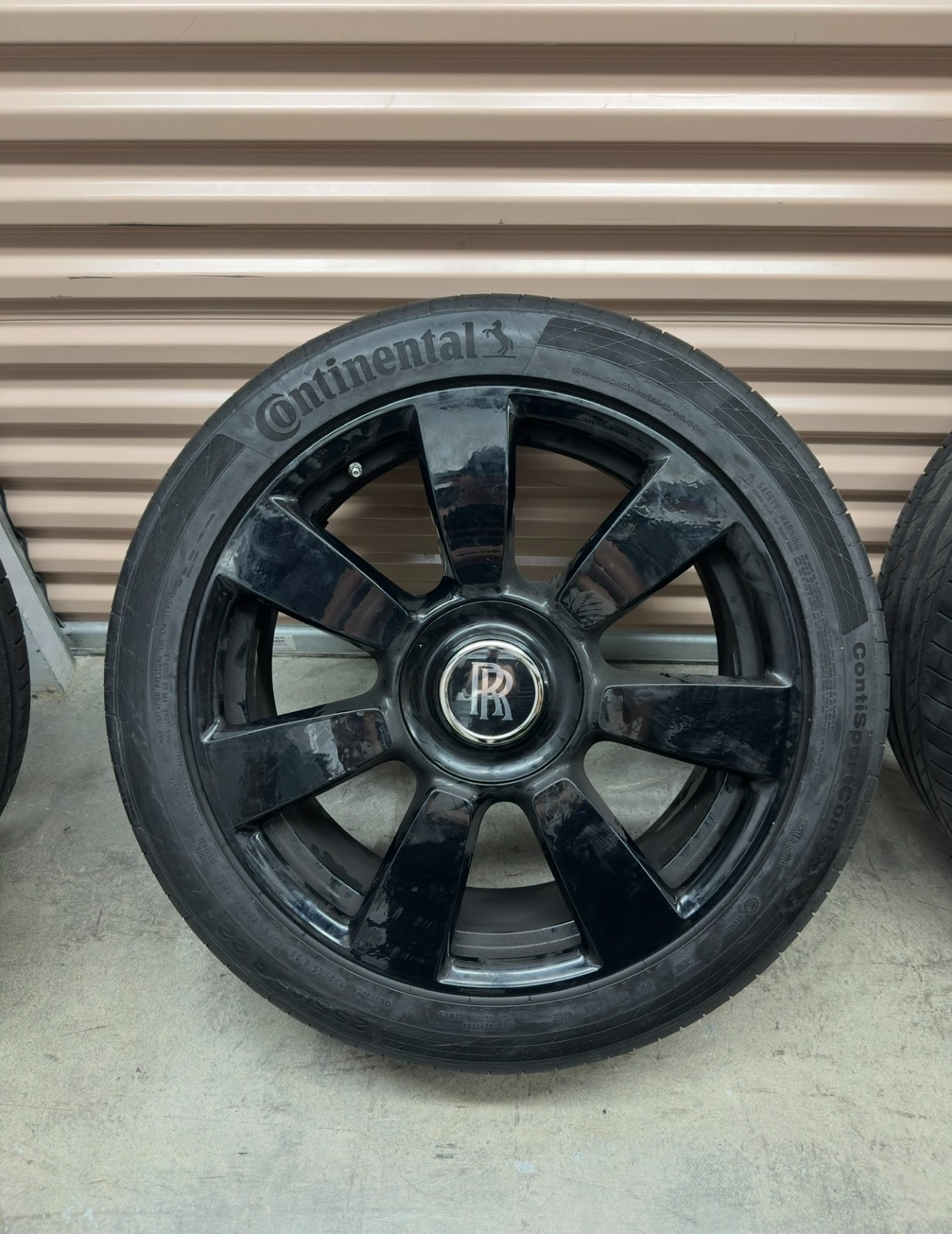 rolls royce cullinan wheels 22 inch