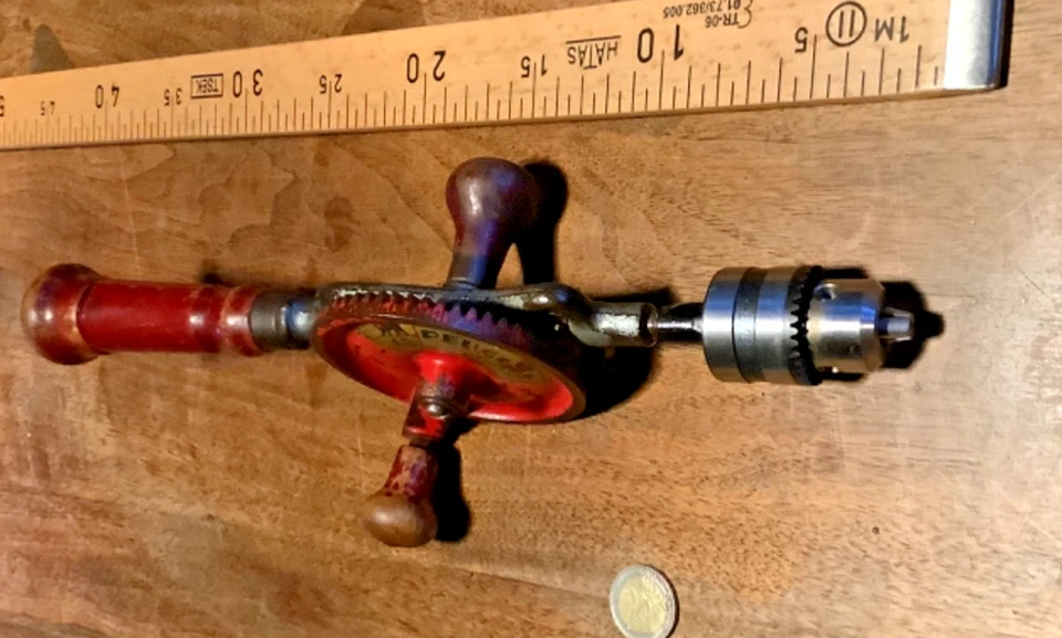 outils anciens,old tools, vieux outils, belle chignole " Peugeot frères 4 B"... - Photo 3/4