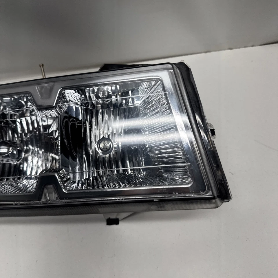 Передняя фара со стороны пассажира для Chevy Colorado GMC Canyon 2004-2014 годов выпуска 19209126 - Изображение 4 из 4