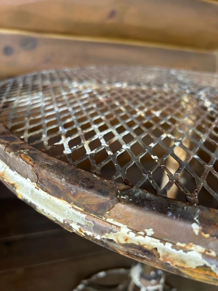 Antigua mesa de centro vintage de hierro forjado de metal para patio con soporte para plantas Foto 4 de 4