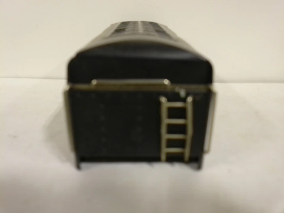 PREWAR LIONEL TIN SHELL WITH NICKEL TRIM FOR #265T OR 265W O GAUGE TENDER - Image 3 of 4