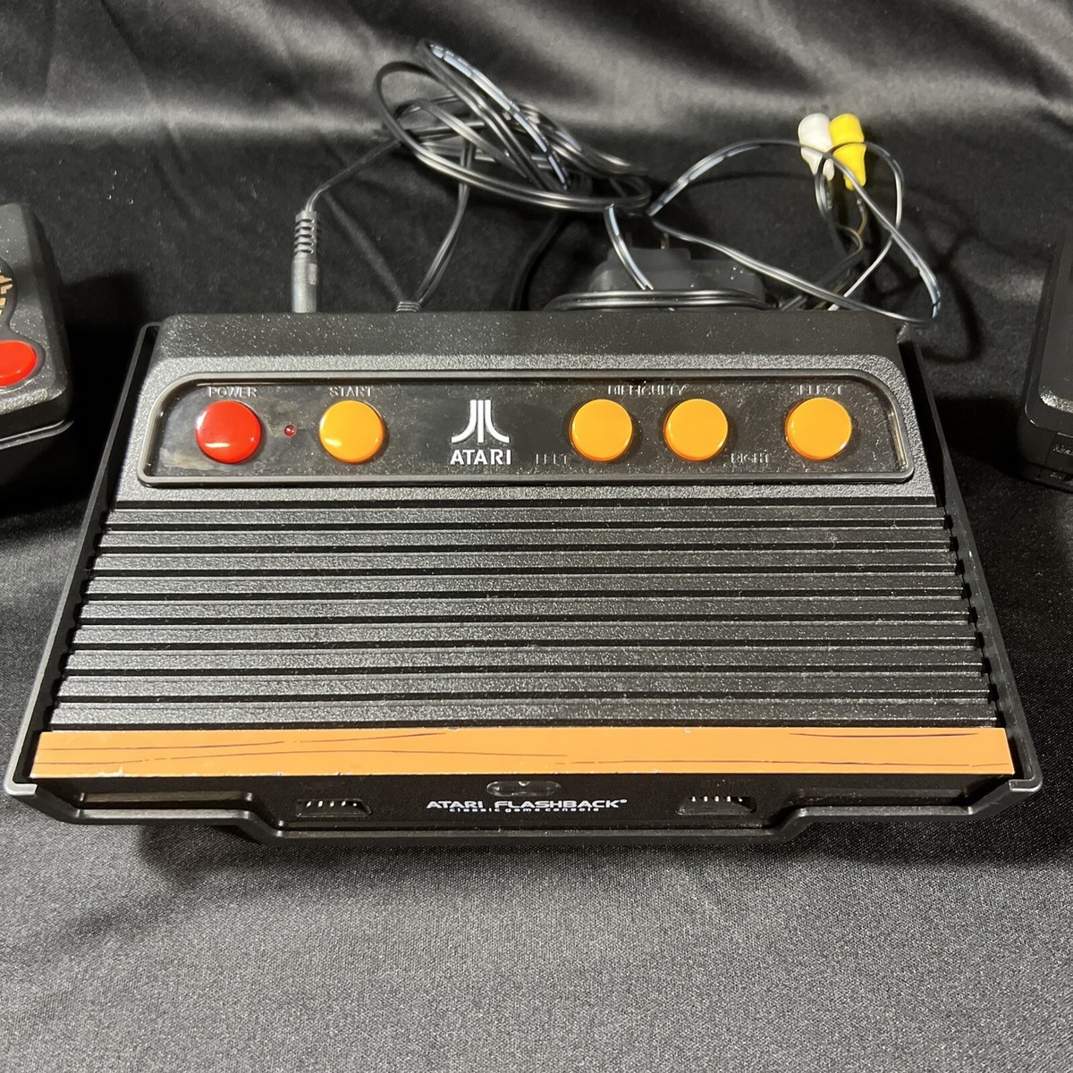 Atari Flashback H10607 Black Wired Classic Game Console with