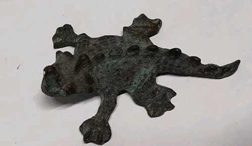 Estatuilla de bronce con cuernos de dragón lagarto pequeño escultura fundida arte pátina decorativa - Imagen 2 de 10