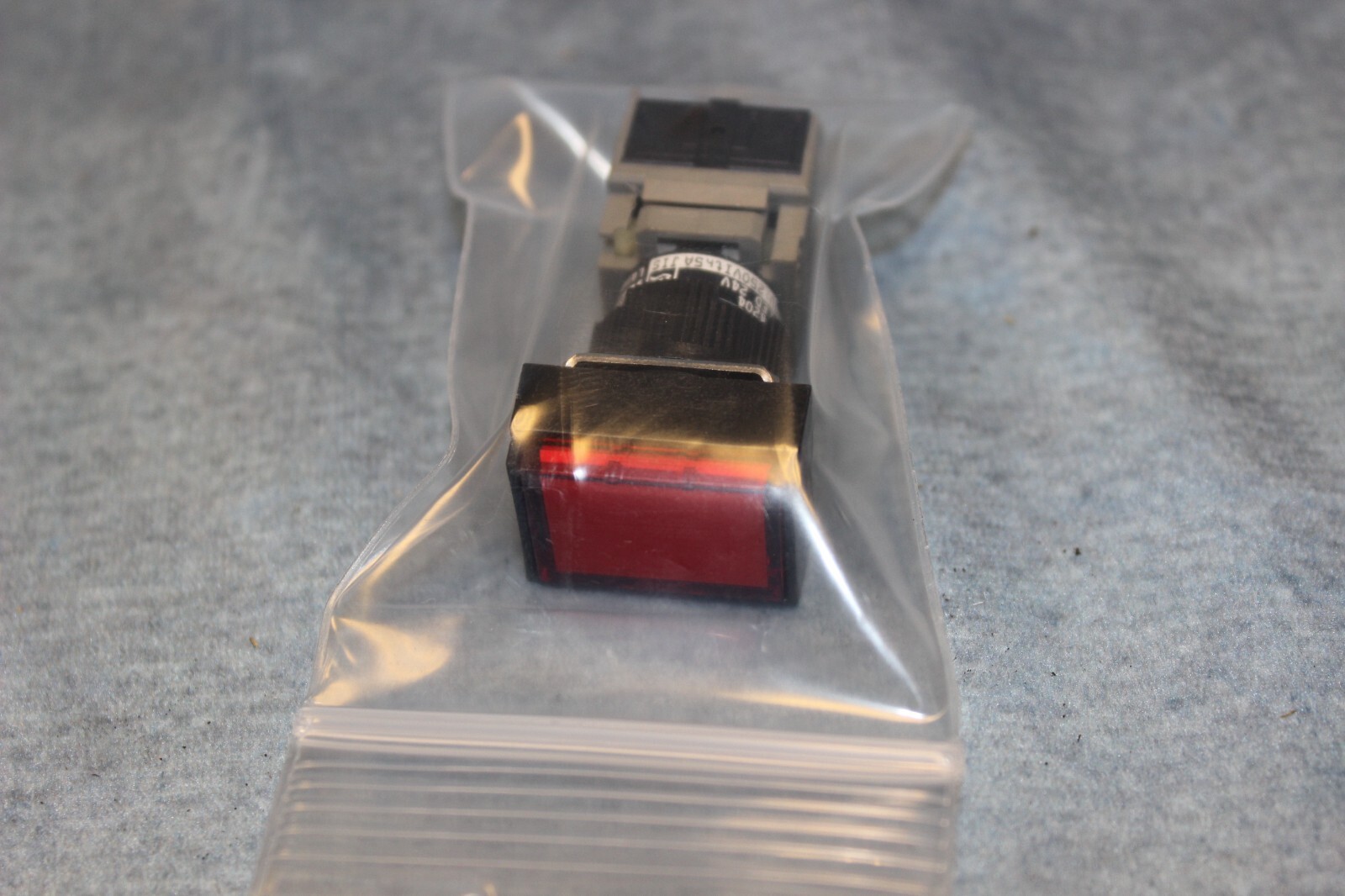 New Fuji AH165-TGL Electric Red Pushbutton 5A 24V