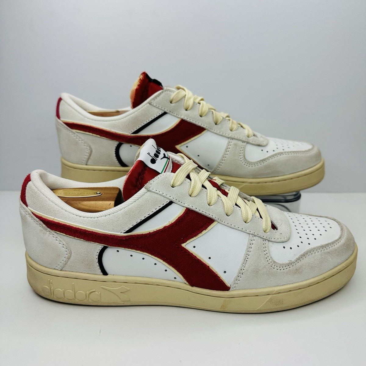 Diadora Magic Basket Low Sneakers Mens Size White Red Suede Leather Shoes