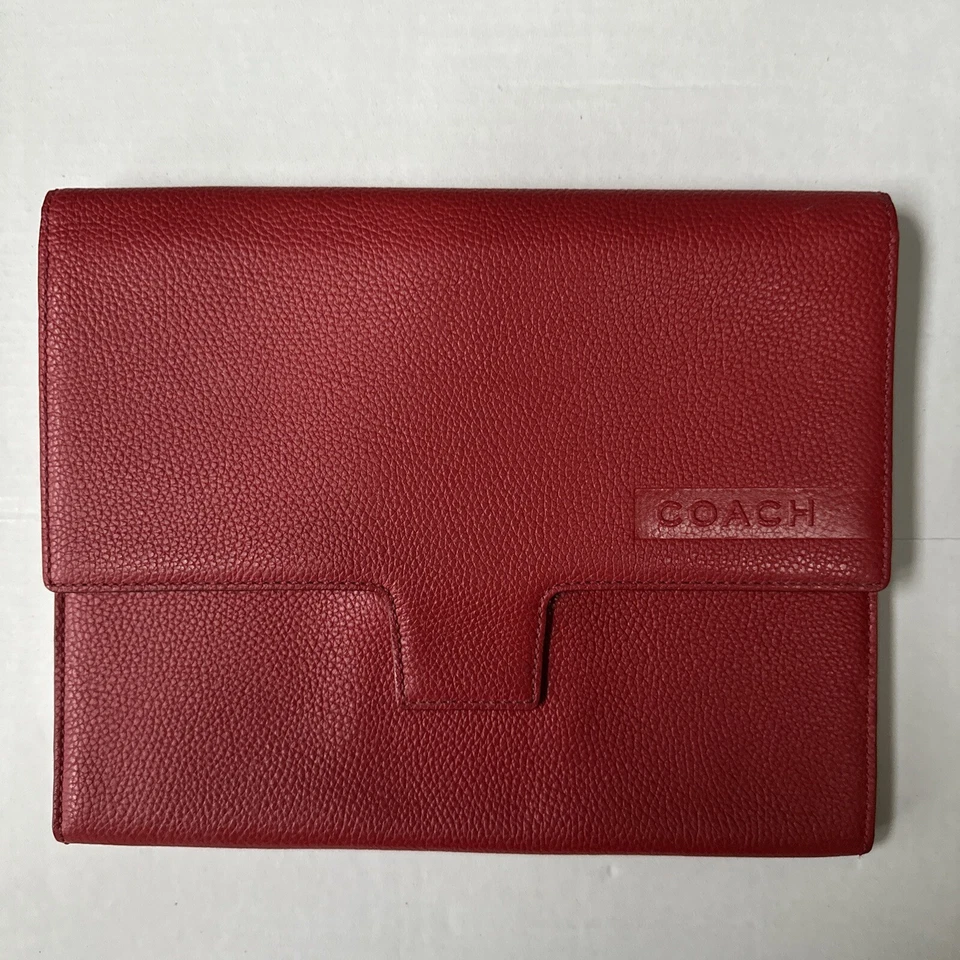 Funda sobre COACH iPad de cuero rojo Foto 2 de 4