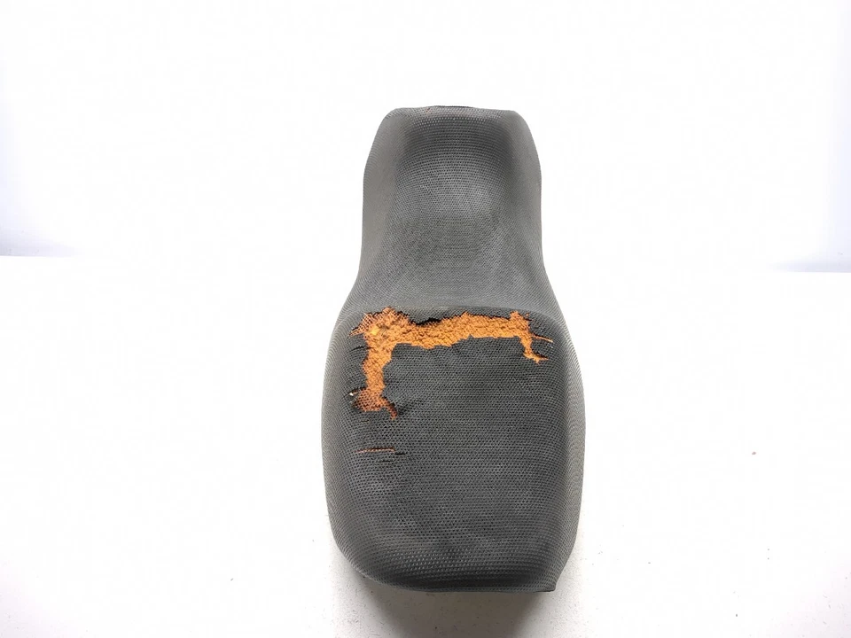 Asiento de pasajero conductor completo de una pieza 98-06 Suzuki Katana GSX 600 750 Foto 3 de 4