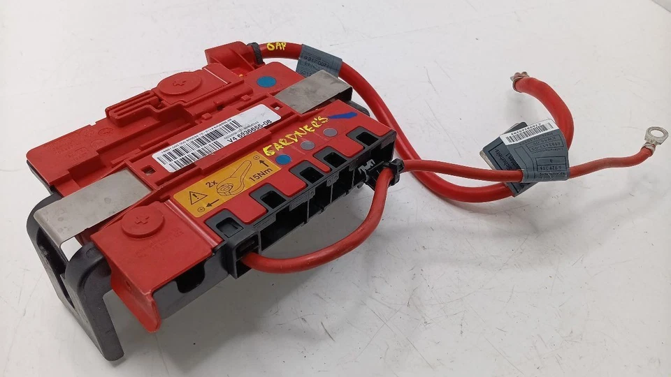 Cable terminal positivo con caja de conexiones BMW 135I 2010 Foto 2 de 4