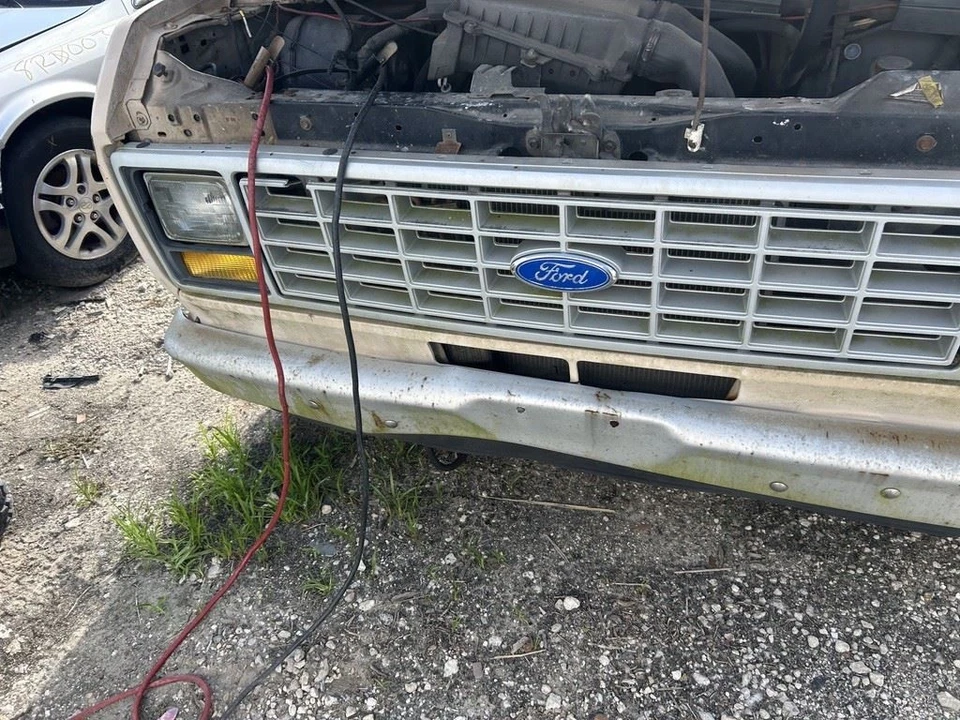 Cilindro maestro de freno a través de 8500 PBV para camioneta Ford F250 87-93 104849363 Foto 2 de 4