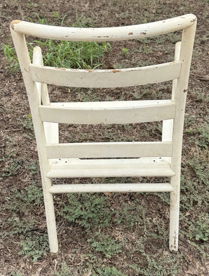 T.H. Silla de comedor Robsjohn-Gibbings Widdicomb modelo 4209 con respaldo de escalera (A) Foto 3 de 4