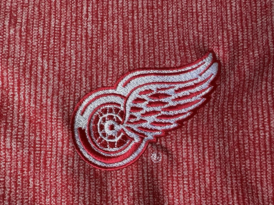 Detroit Red Wings Antigua XL Quarter Zip Pullover - Image 2 of 4