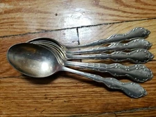 6 ANTIQUE VINTAGE COLLECTIBLE SOUP SPOONS 6.75" Wm ROGERS EXTRA SILVER PLATE- 