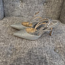 Badgley Mischka Womens Cher II Gold Satin Pumps Shoes 7 Medium B,M BHFO 2145