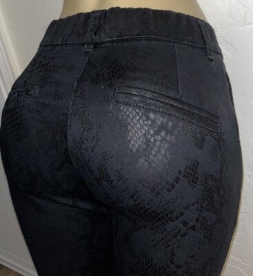 $209 Bevy Flog Dafna Mini Flare Pants Black Python Snake Print Size 27 (4)