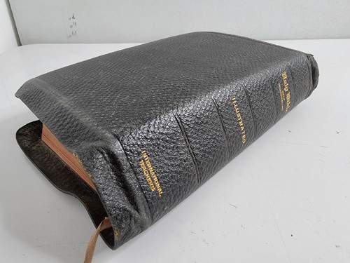 Holy Bible International Teachers Edition Illustrated Early 1900's Era Distresed - Picture 12 of 18