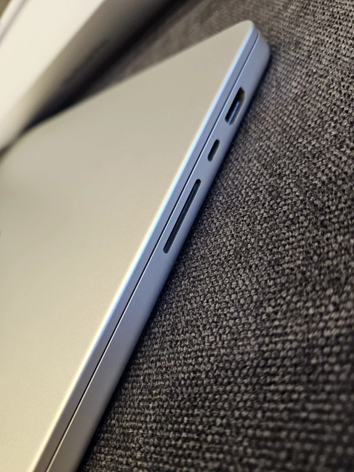 Apple MacBook Pro 16" M1 Max · 16GB · 1TB, photo 4 of 5