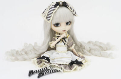 pullip classical alice sepia