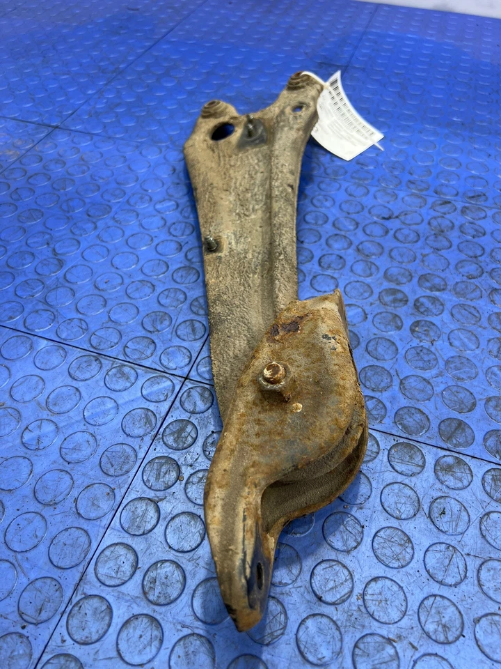 Brazo de arrastre inferior trasero izquierdo o derecho Honda Accord 87-89 OEM 52371SE0A06 Foto 3 de 3