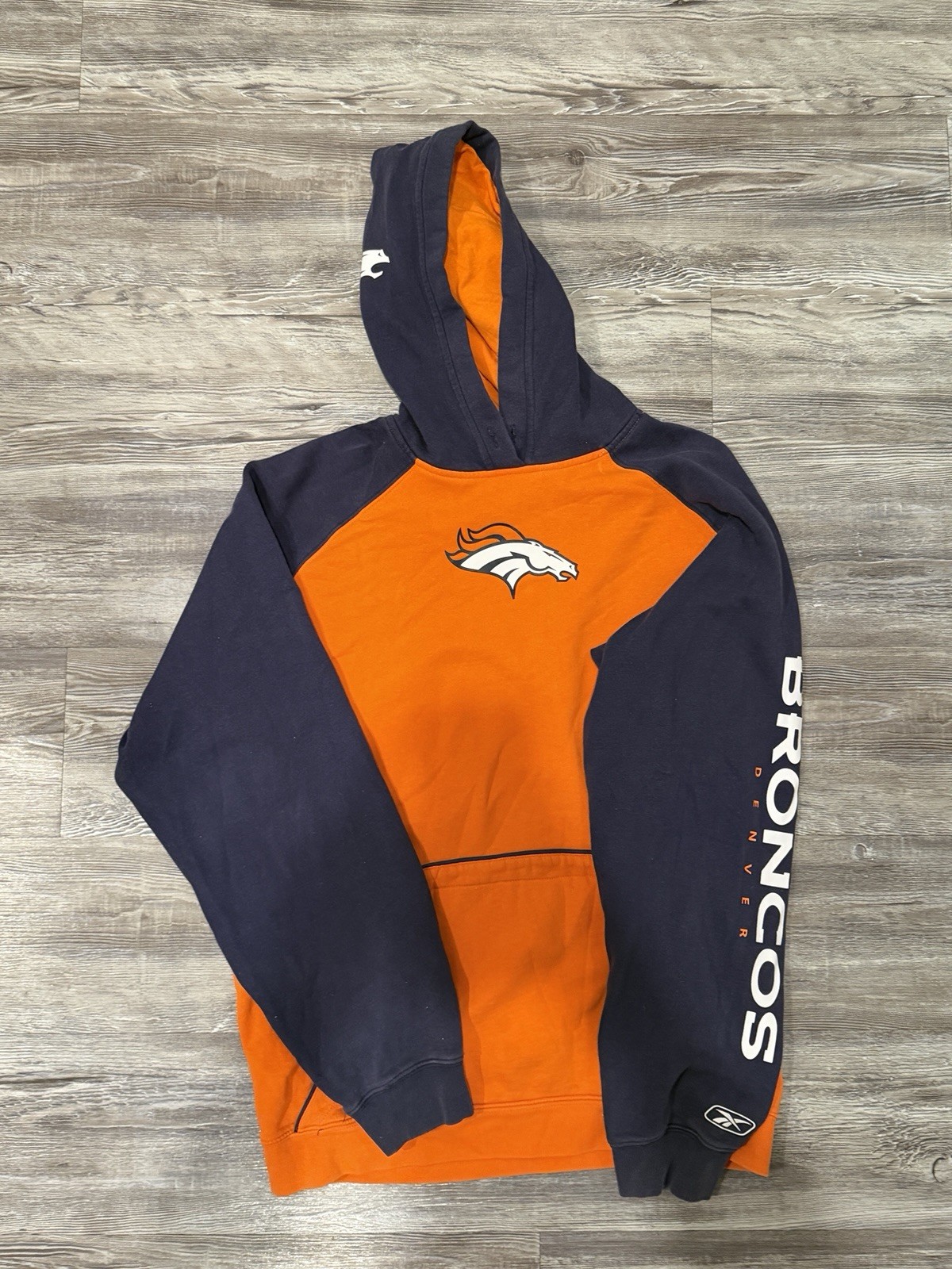 Reebok Denver Broncos NFL Orange Navy Blue Sweatshirt Hoodie