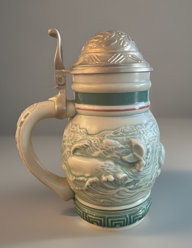 Vtg Avon Beer Lidded Stein 1992 Handcrafted Endangered Species Whales  #020812
