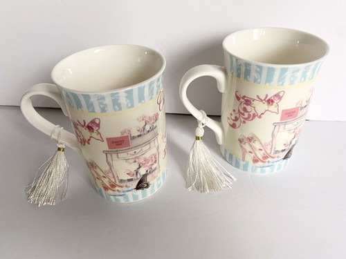 New Gorgeous Set of 2 Coffee/ Tea Mugs, Very Lite Porcelain w/ Hanging Tassels ! - Picture 2 of 8