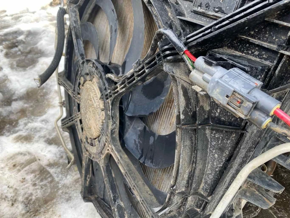 Chevy Colorado Z71 3.6L Electric Cooling Fan Motor 2015 2016 2017 18 19 20 21 22 Foto 4 de 4