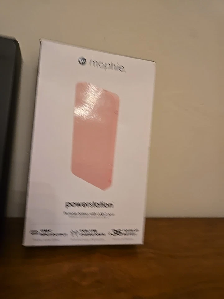 NUEVO Mophie Powerstation 10000mAh Power Pack Batería USB-C ROSA 36 Horas Foto 2 de 4