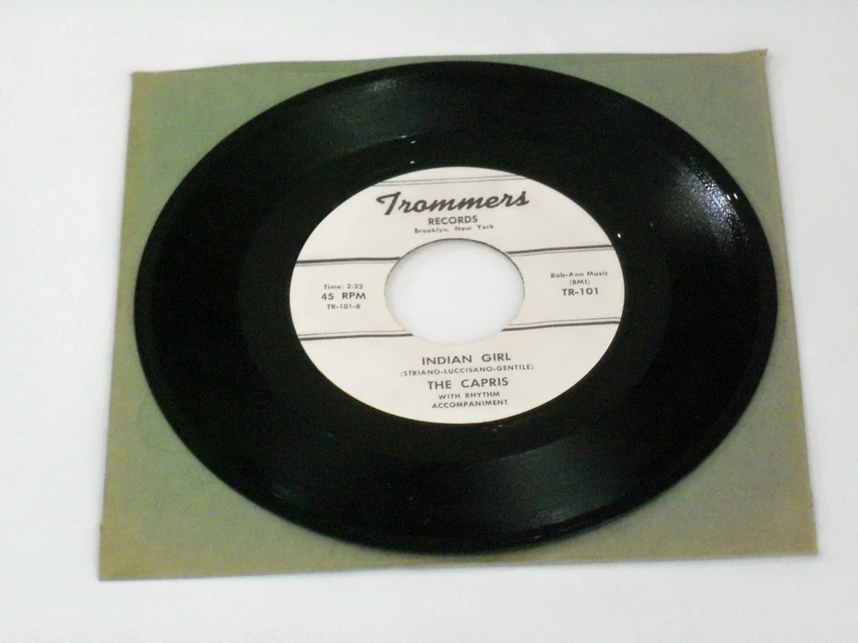THE CAPRIS  THERE'S A MOON OUT TONIGHT/INDIAN GIRL*1965*DOO WOP*NEW 7"45 RPM Foto 2 de 3