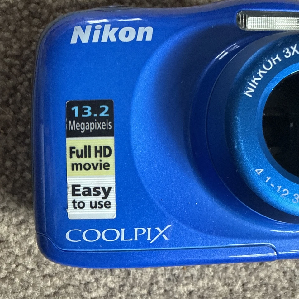 Nikon Coolpix W100 13.2MP Compact Digital Camera Blue Waterproof   - Image 2 of 4