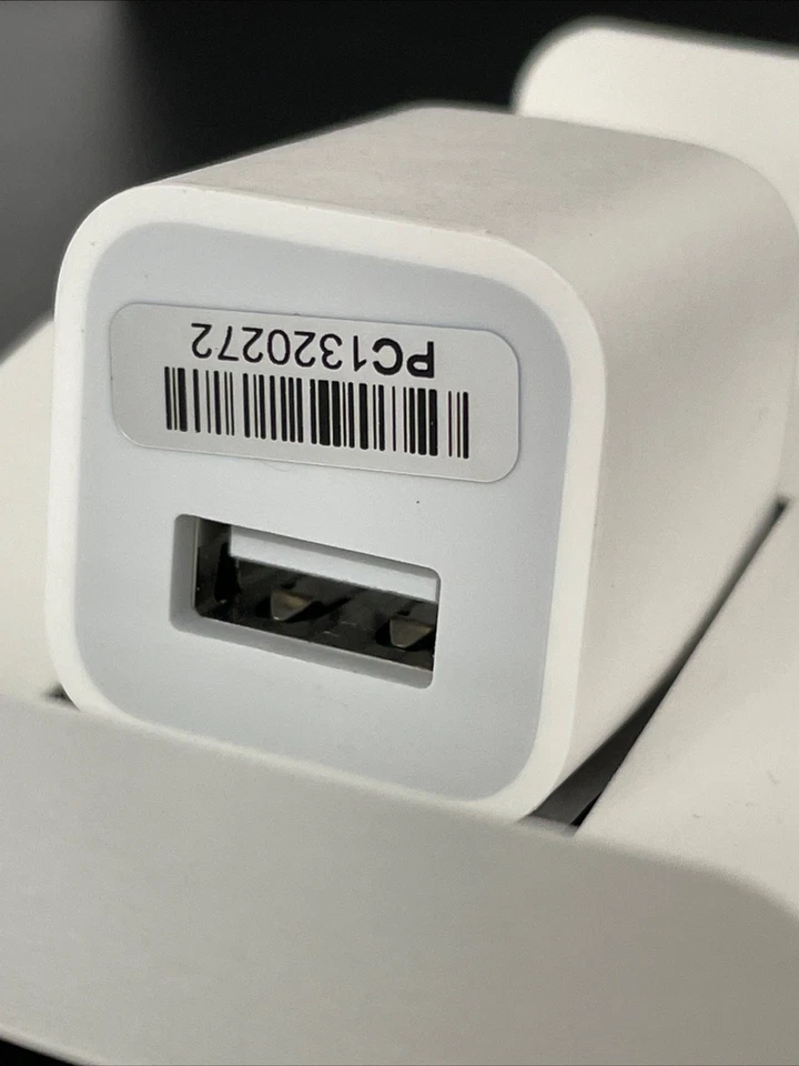 Genuine OEM Apple A1385 5W USB Travel Power Adapter Cube Charger iPhone iPad - Image 2 of 4