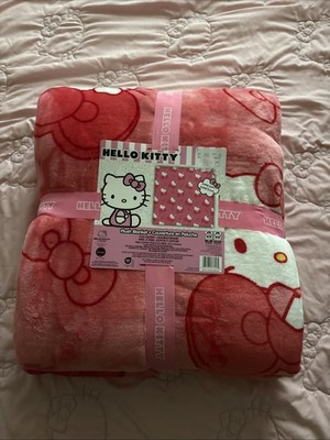 Hello Kitty Full/Queen Pink Bow Throw Blanket New NWT