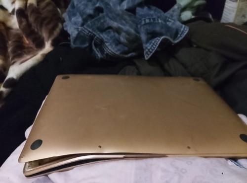 For Parts *ROSE GOLD* MacBook Air - Photo 5/6