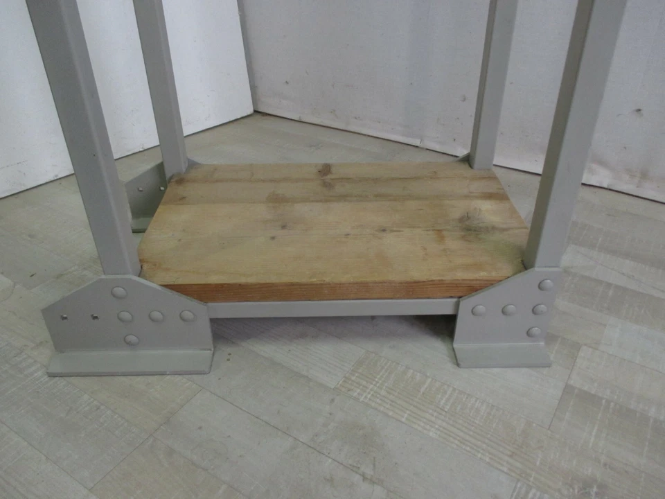 Armadio a giorno/scaffalatura in ferro e legno - stile industriale - industrial - Immagine 4 di 4