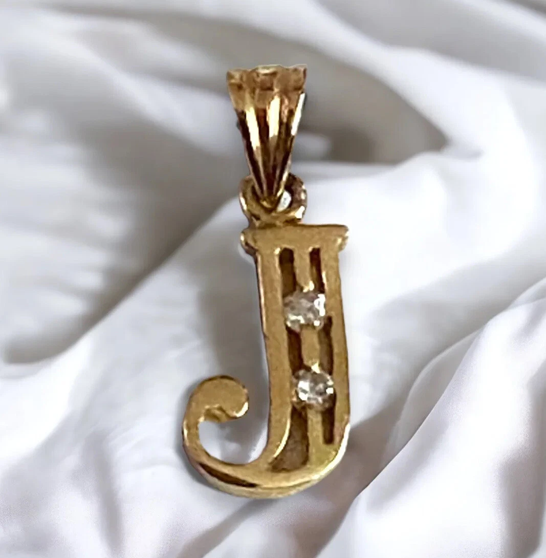 VVS Diamond Initial Charms – Jain The Jeweler