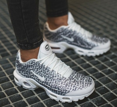 wmns air max plus se